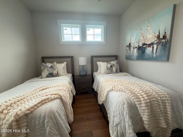 408 S Anderson Boulevard ., Topsail Beach, NC 28445