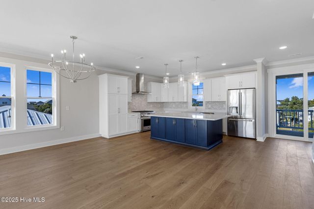408 S Anderson Boulevard ., Topsail Beach, NC 28445