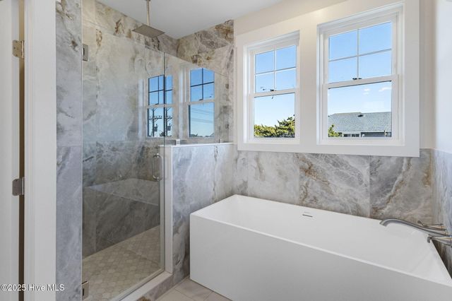 408 S Anderson Boulevard ., Topsail Beach, NC 28445
