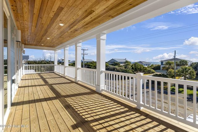 408 S Anderson Boulevard ., Topsail Beach, NC 28445