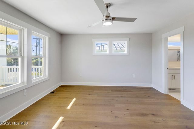408 S Anderson Boulevard ., Topsail Beach, NC 28445