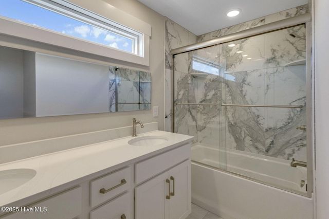408 S Anderson Boulevard ., Topsail Beach, NC 28445