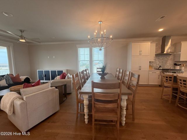 408 S Anderson Boulevard ., Topsail Beach, NC 28445