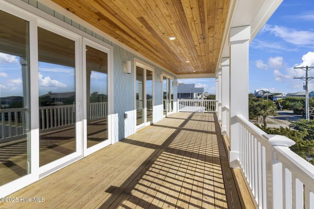 408 S Anderson Boulevard ., Topsail Beach, NC 28445