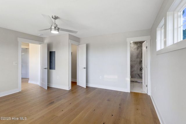 408 S Anderson Boulevard ., Topsail Beach, NC 28445
