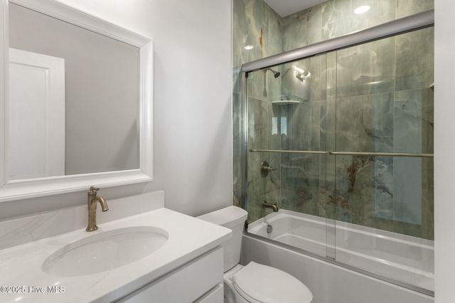 408 S Anderson Boulevard ., Topsail Beach, NC 28445
