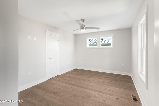 408 S Anderson Boulevard ., Topsail Beach, NC 28445