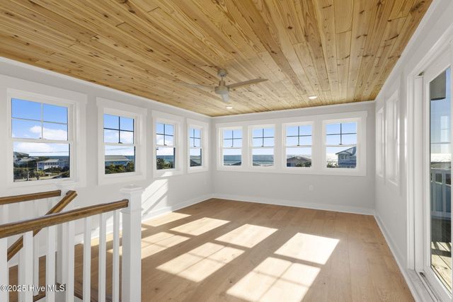 408 S Anderson Boulevard ., Topsail Beach, NC 28445