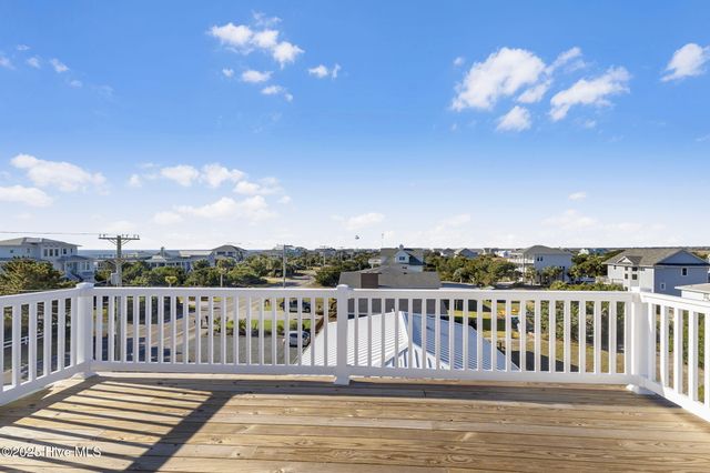408 S Anderson Boulevard ., Topsail Beach, NC 28445