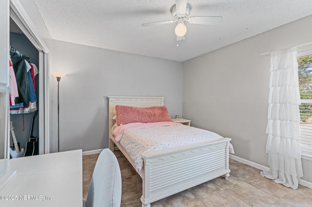 1763 PRONGHORN Court, Jacksonville, FL 32225