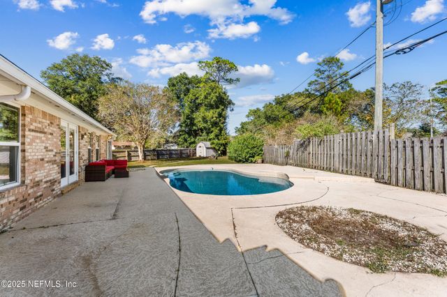 1763 PRONGHORN Court, Jacksonville, FL 32225