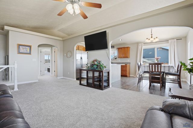 713 MISSOULA ST, Rapid City, SD 57703