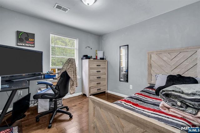 914 18th Street, Newark, NJ 07108