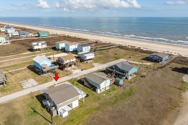 119 Nesmith Place, Freeport, TX 77541