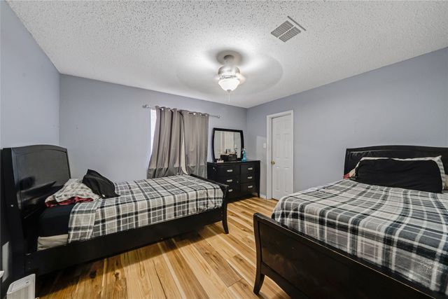 1032 Hampton Drive, Forney, TX 75126