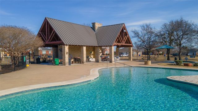 1032 Hampton Drive, Forney, TX 75126