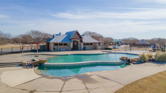 1032 Hampton Drive, Forney, TX 75126