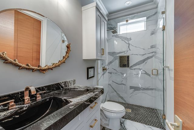 10039 Crestridge Drive, Whitney, TX 76692