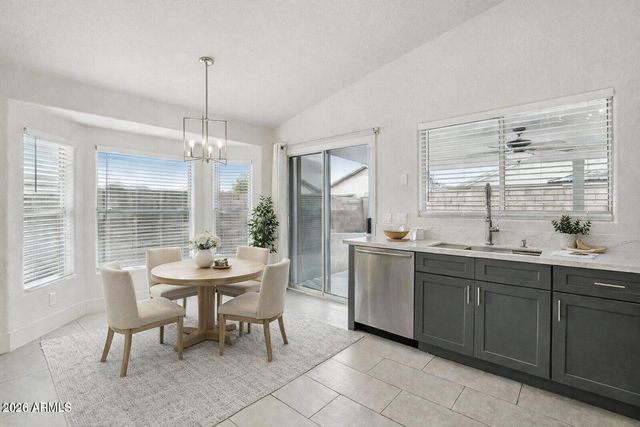 21424 N 30TH Avenue, Phoenix, AZ 85027