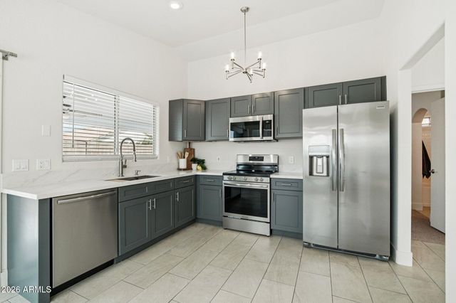 21424 N 30TH Avenue, Phoenix, AZ 85027