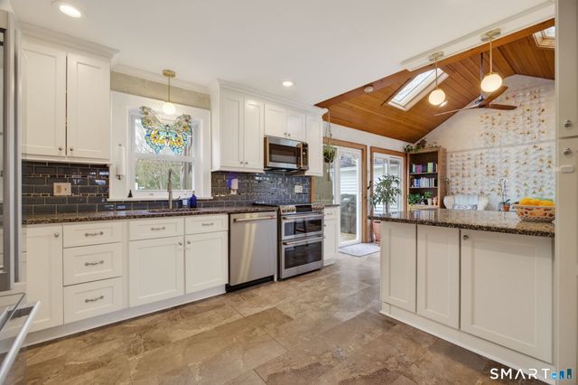 340 Cow Hill Road, Groton, CT 06355