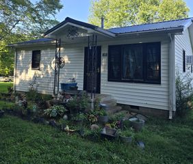 514 Wilkie St, N, Mc Ewen, TN 37101