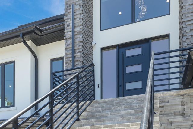 6012 KIPPS COLONY DRIVE E, Gulfport, FL 33707