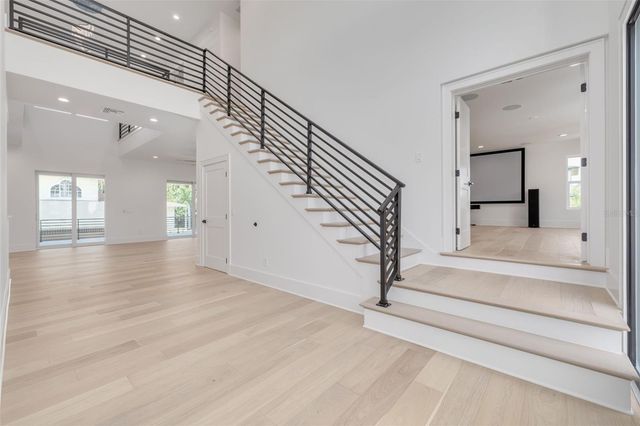 6012 KIPPS COLONY DRIVE E, Gulfport, FL 33707