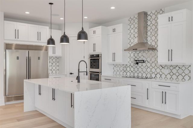 6012 KIPPS COLONY DRIVE E, Gulfport, FL 33707