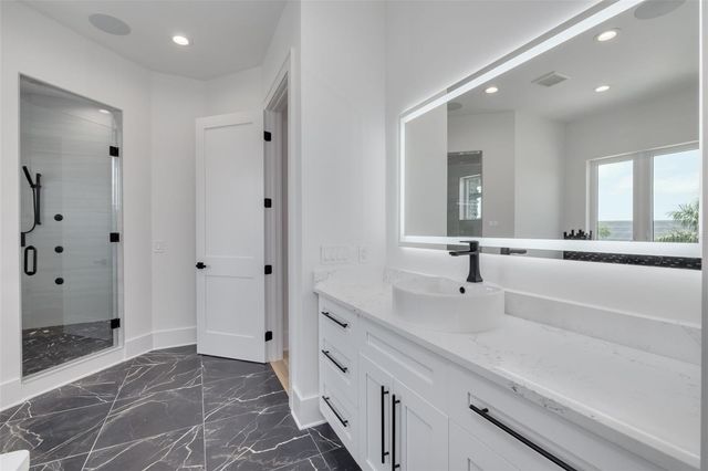 6012 KIPPS COLONY DRIVE E, Gulfport, FL 33707