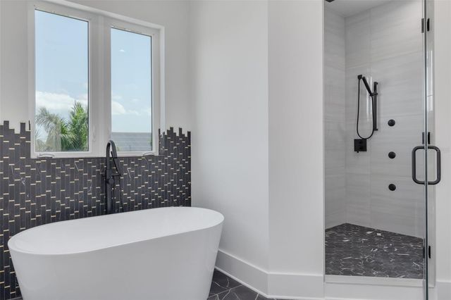 6012 KIPPS COLONY DRIVE E, Gulfport, FL 33707