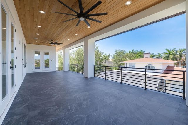 6012 KIPPS COLONY DRIVE E, Gulfport, FL 33707