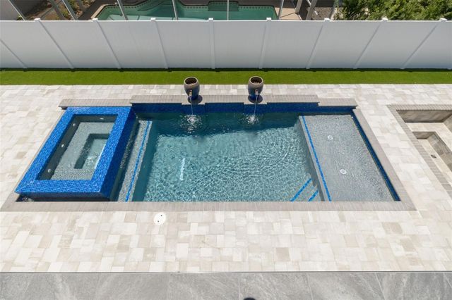 6012 KIPPS COLONY DRIVE E, Gulfport, FL 33707