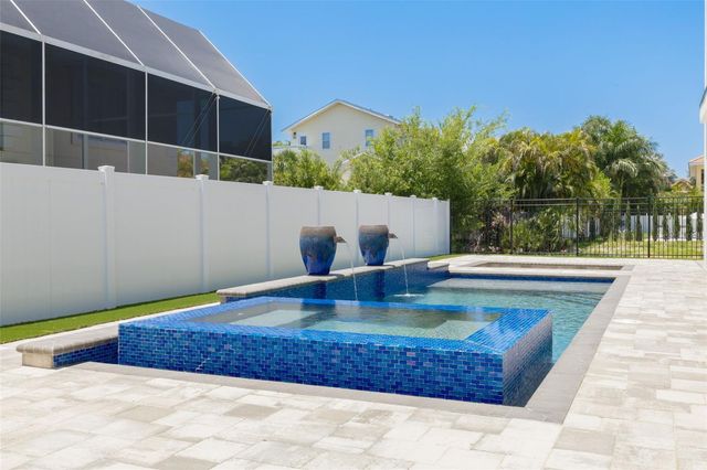 6012 KIPPS COLONY DRIVE E, Gulfport, FL 33707