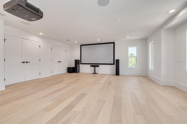 6012 KIPPS COLONY DRIVE E, Gulfport, FL 33707