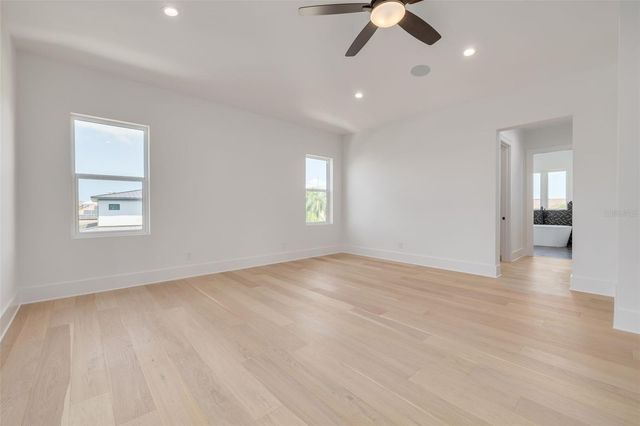 6012 KIPPS COLONY DRIVE E, Gulfport, FL 33707