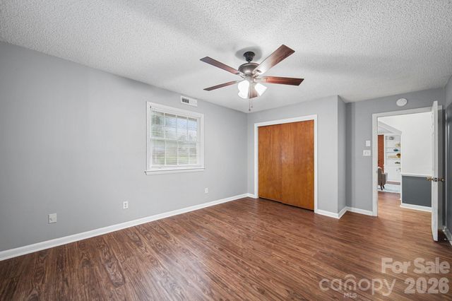 1210 Crescent Avenue, Gastonia, NC 28052