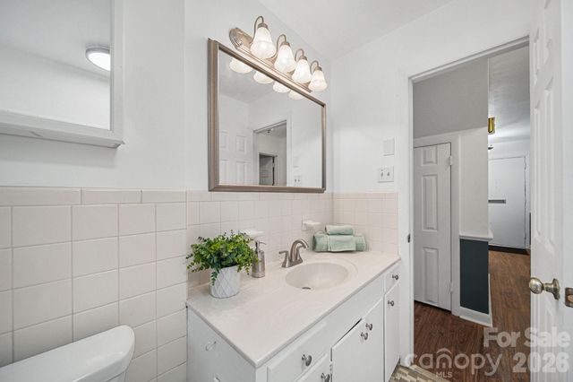 1210 Crescent Avenue, Gastonia, NC 28052