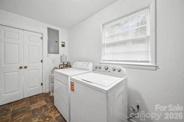 1210 Crescent Avenue, Gastonia, NC 28052