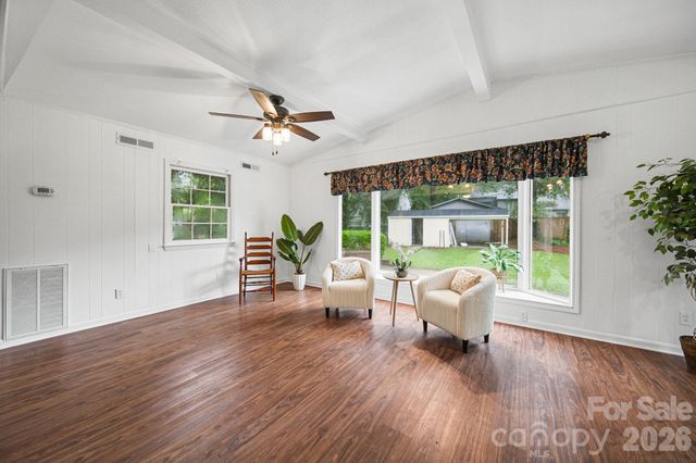 1210 Crescent Avenue, Gastonia, NC 28052