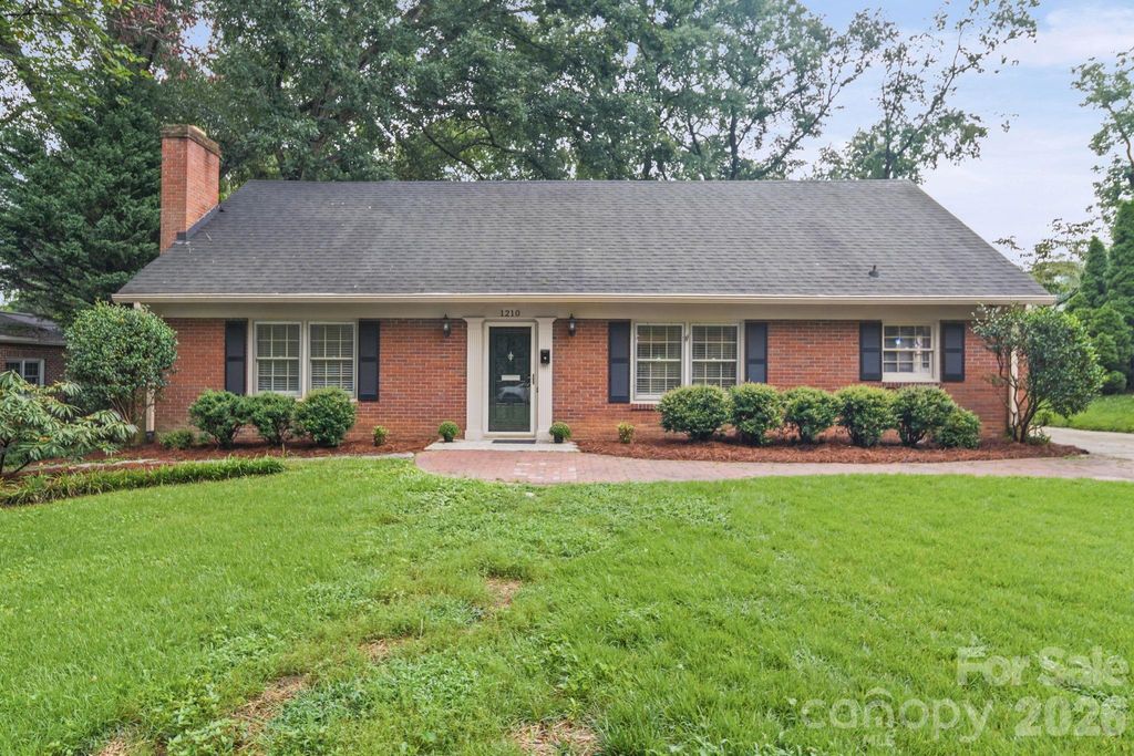 1210 Crescent Avenue, Gastonia, NC 28052