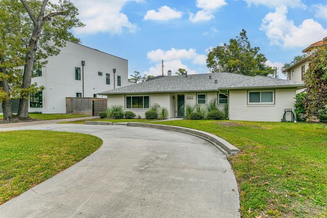 8502 Westview Drive, Spring Valley Village, TX 77055