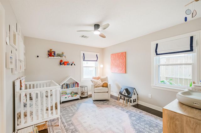 8502 Westview Drive, Spring Valley Village, TX 77055