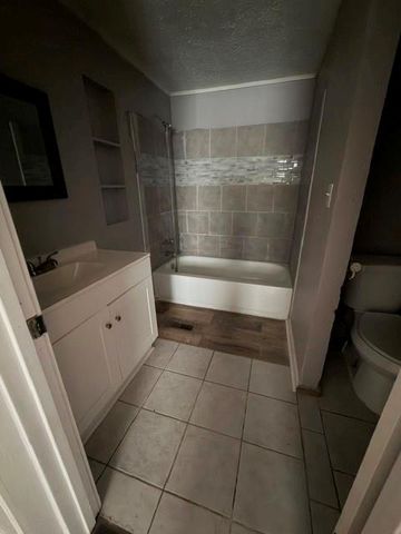 4915 Apache Lane, Crosby, TX 77532
