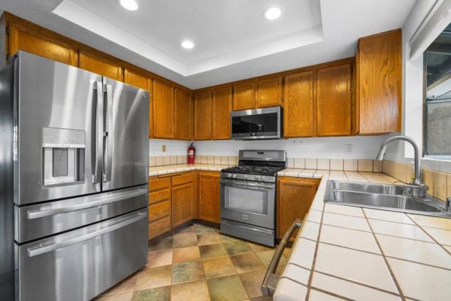 10254 Princess Joann, Santee, CA 92071