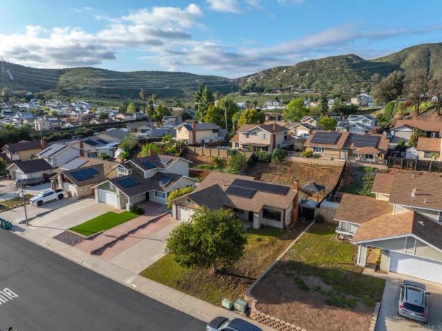 10254 Princess Joann, Santee, CA 92071