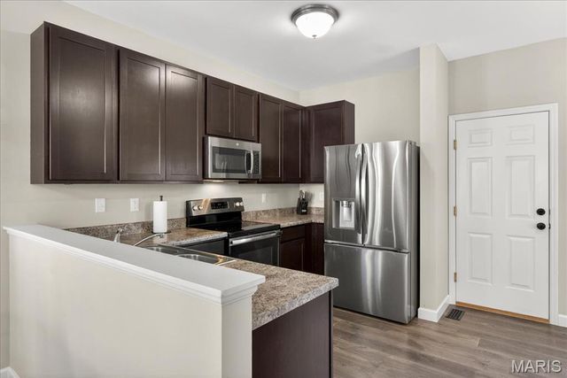 3257 Camp Street, St Charles, MO 63301