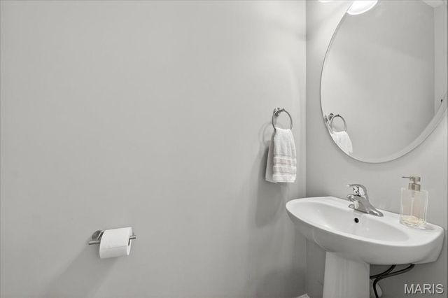 3257 Camp Street, St Charles, MO 63301