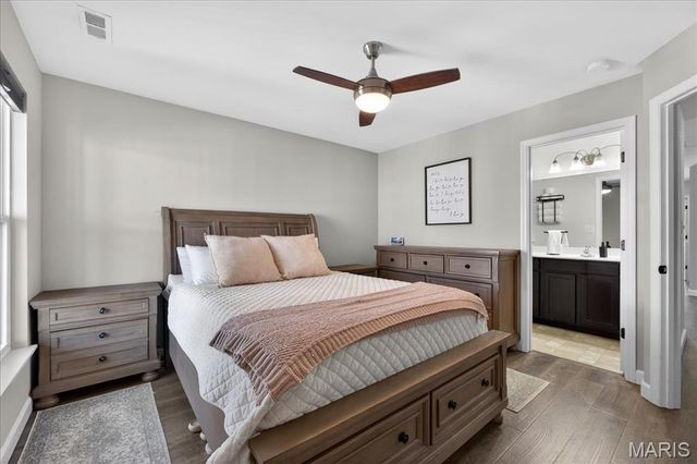 3257 Camp Street, St Charles, MO 63301