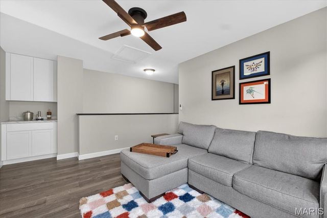 3257 Camp Street, St Charles, MO 63301